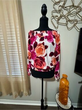 bebe Off-Shoulder Floral Blouse in White, Pink & Orange